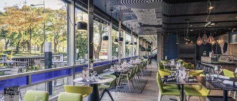 Breakfast, lunch, dinner served; French cuisine