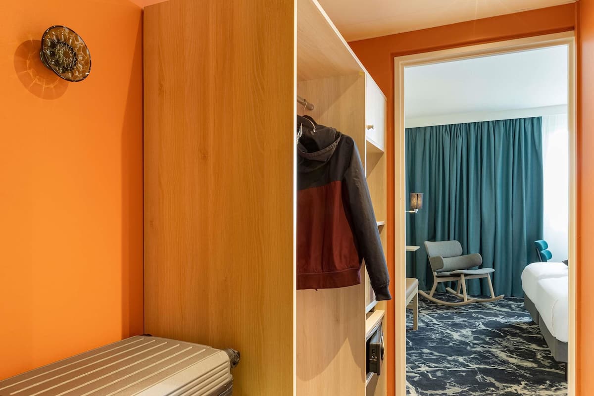 Superior Room, 2 Single Beds, Park View