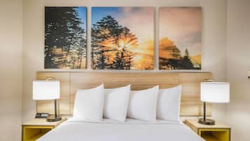 Suite, varias camas, no fumadores | Tabla de planchar con plancha, wifi gratis, ropa de cama