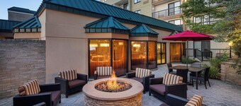 Courtyard by Marriott Cleveland Beachwood