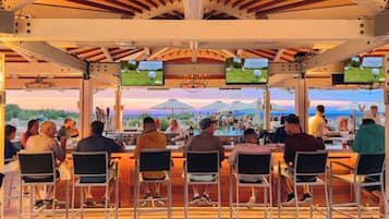 Bar (in der Unterkunft)