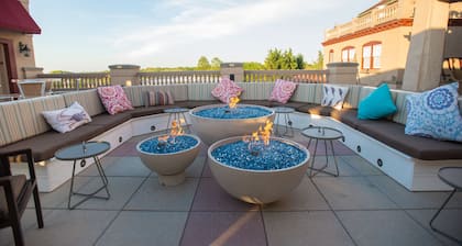 The Mansion at Ocean Edge