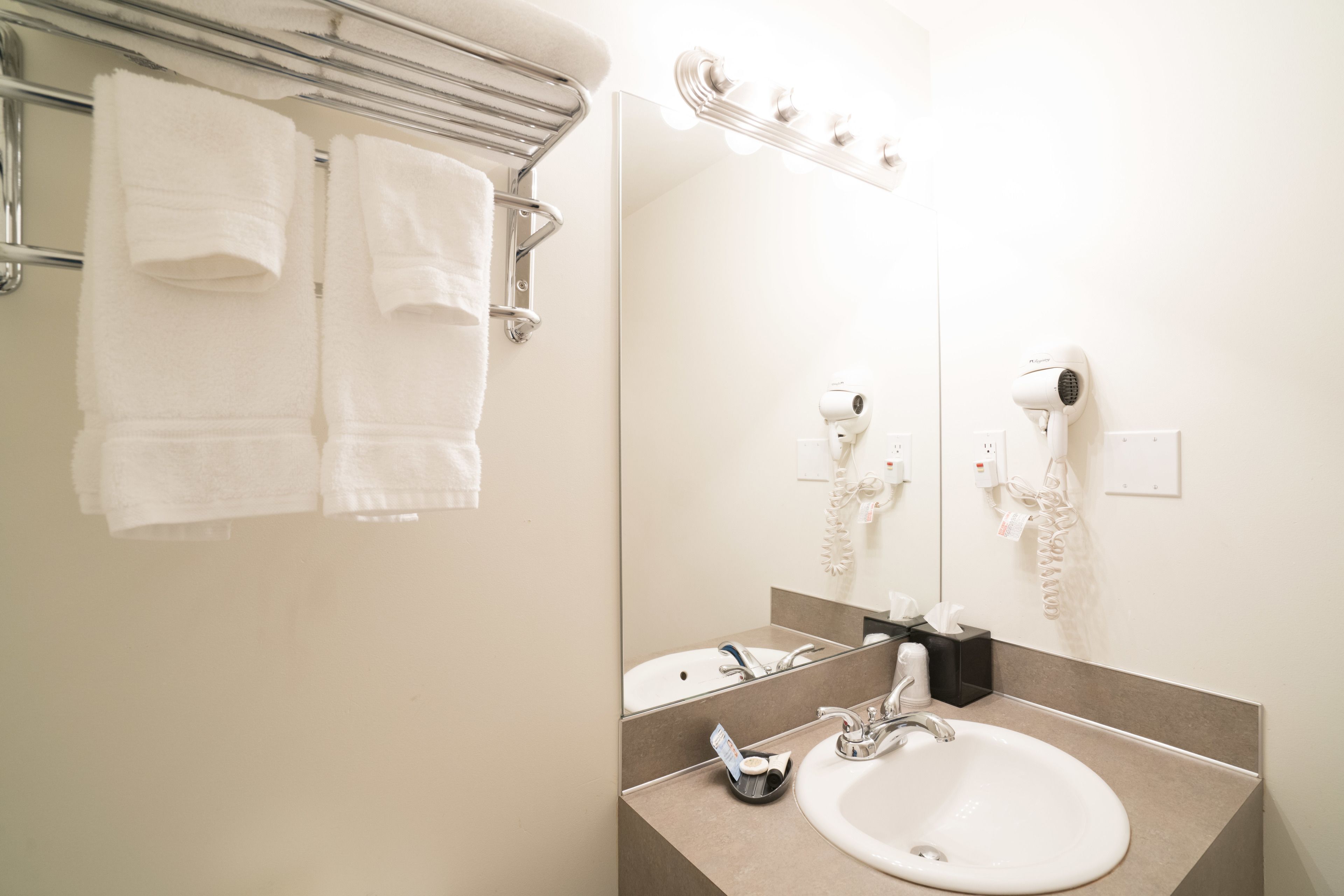 Foto - The Grove West Seattle Inn