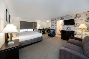 In-room safe, desk, iron/ironing board, cribs/infant beds