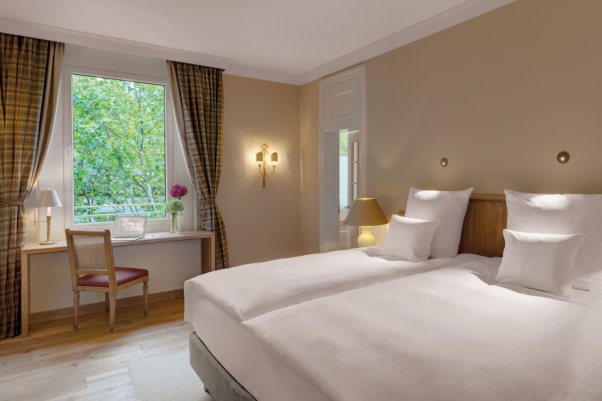 Double Room Premium (Double) | Peralatan tempat tidur hipoalergenik, bar mini, peti besi dalam bilik