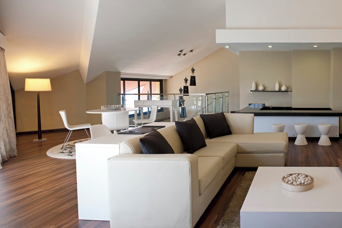 Presidential-Suite, 1 King-Bett, Meerblick (Luxurious)