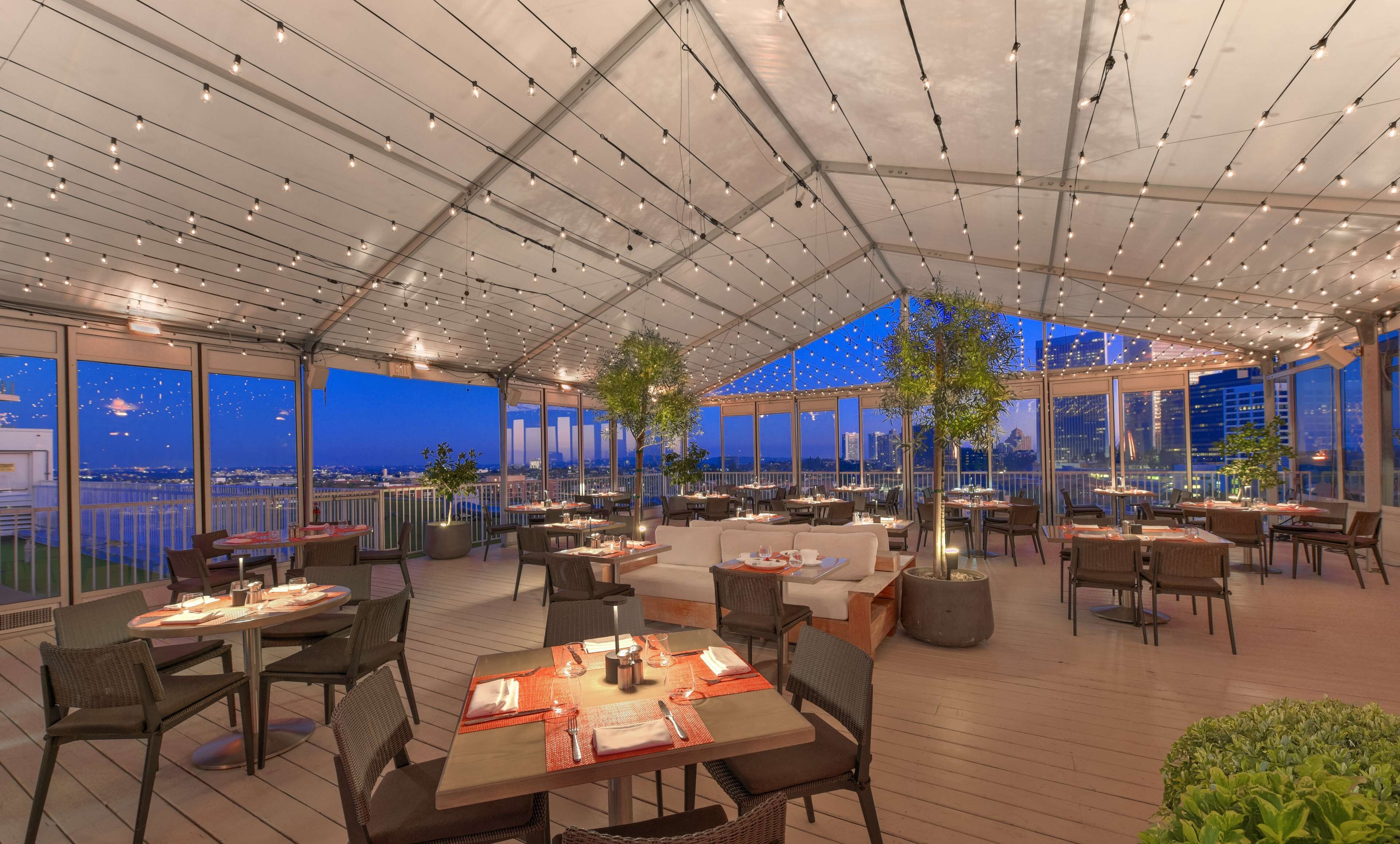 Foto - The Beverly Hilton