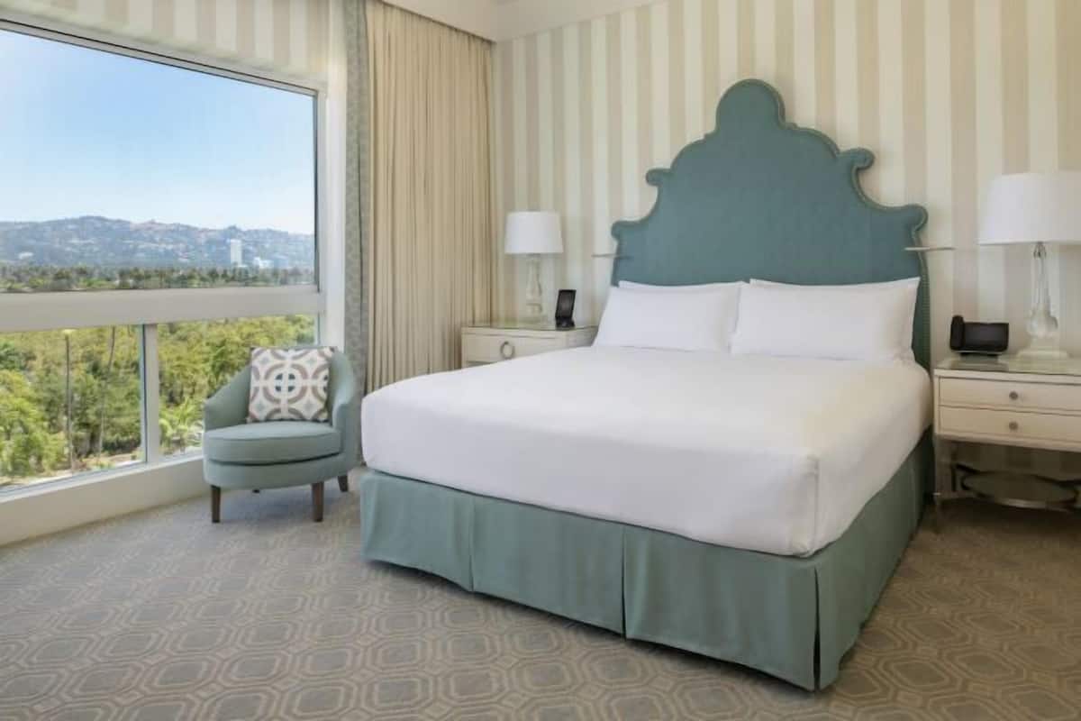 1 bedroom, premium bedding, pillowtop beds, minibar