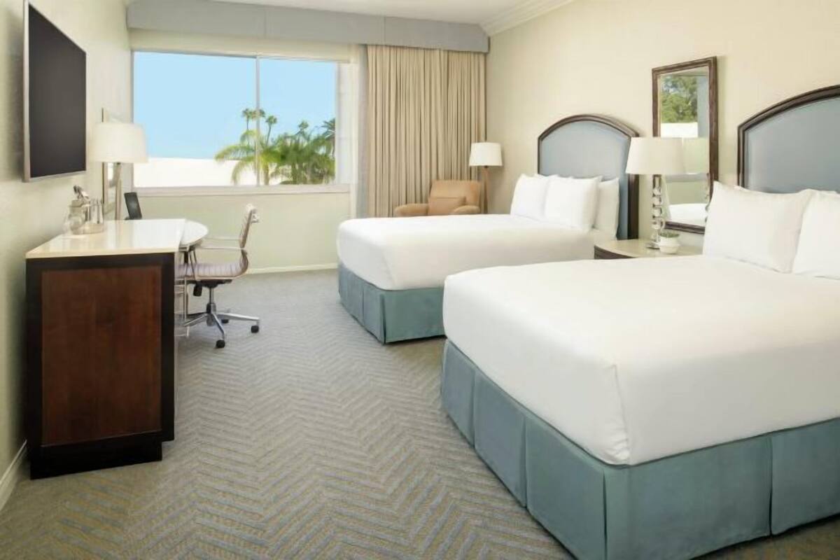 1 bedroom, premium bedding, pillowtop beds, minibar