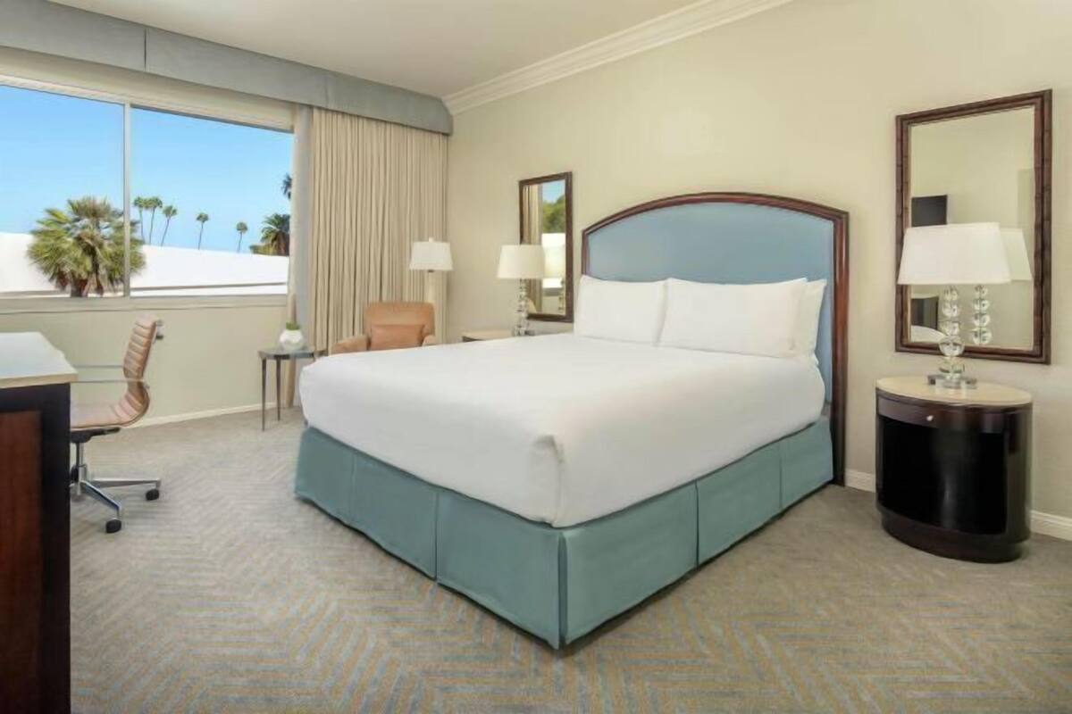 1 bedroom, premium bedding, pillowtop beds, minibar