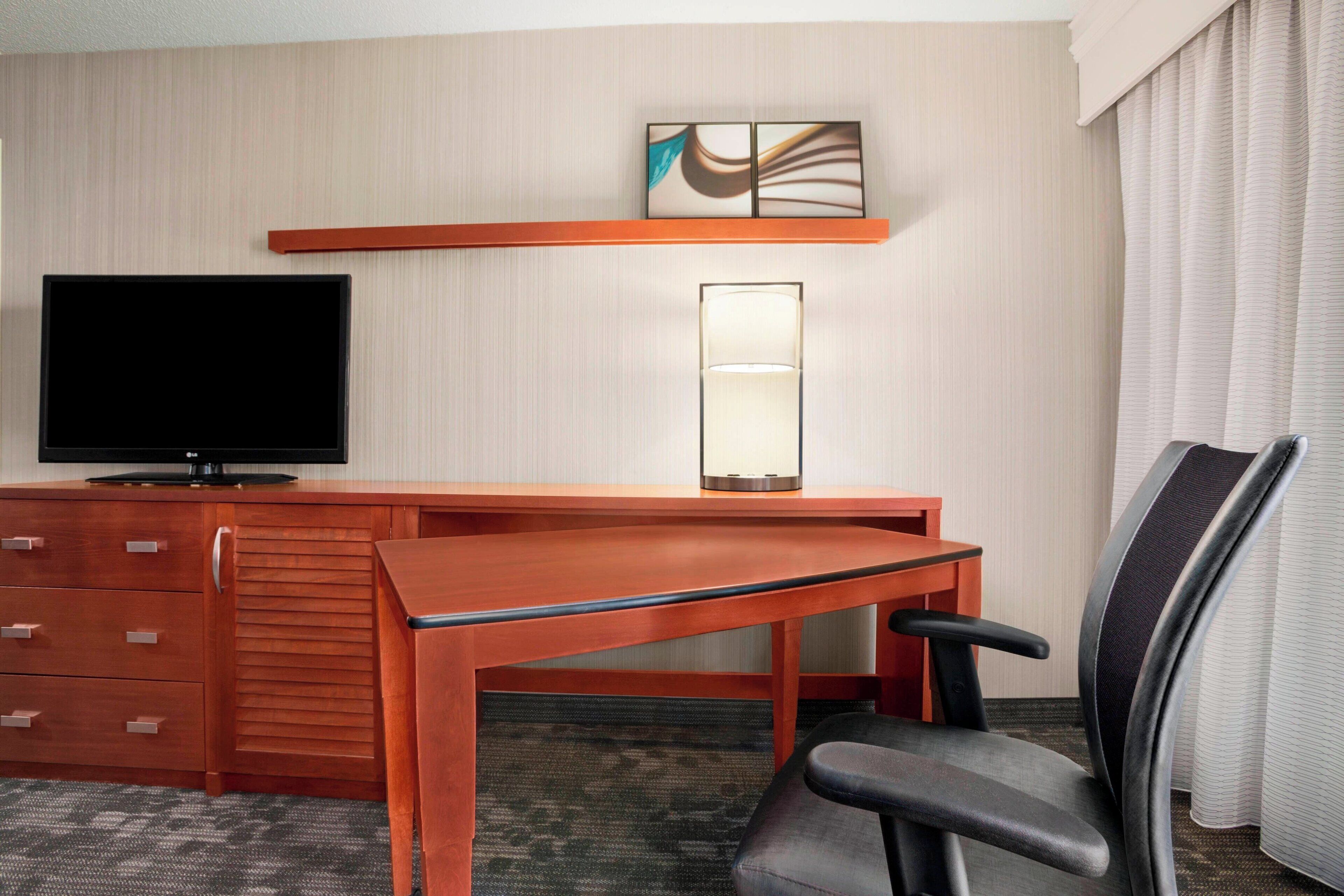 Photo - Courtyard by Marriott Springfield