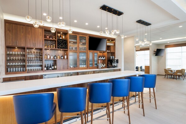 Bar (on property) - Hyatt Place San Carlos (San Carlos)