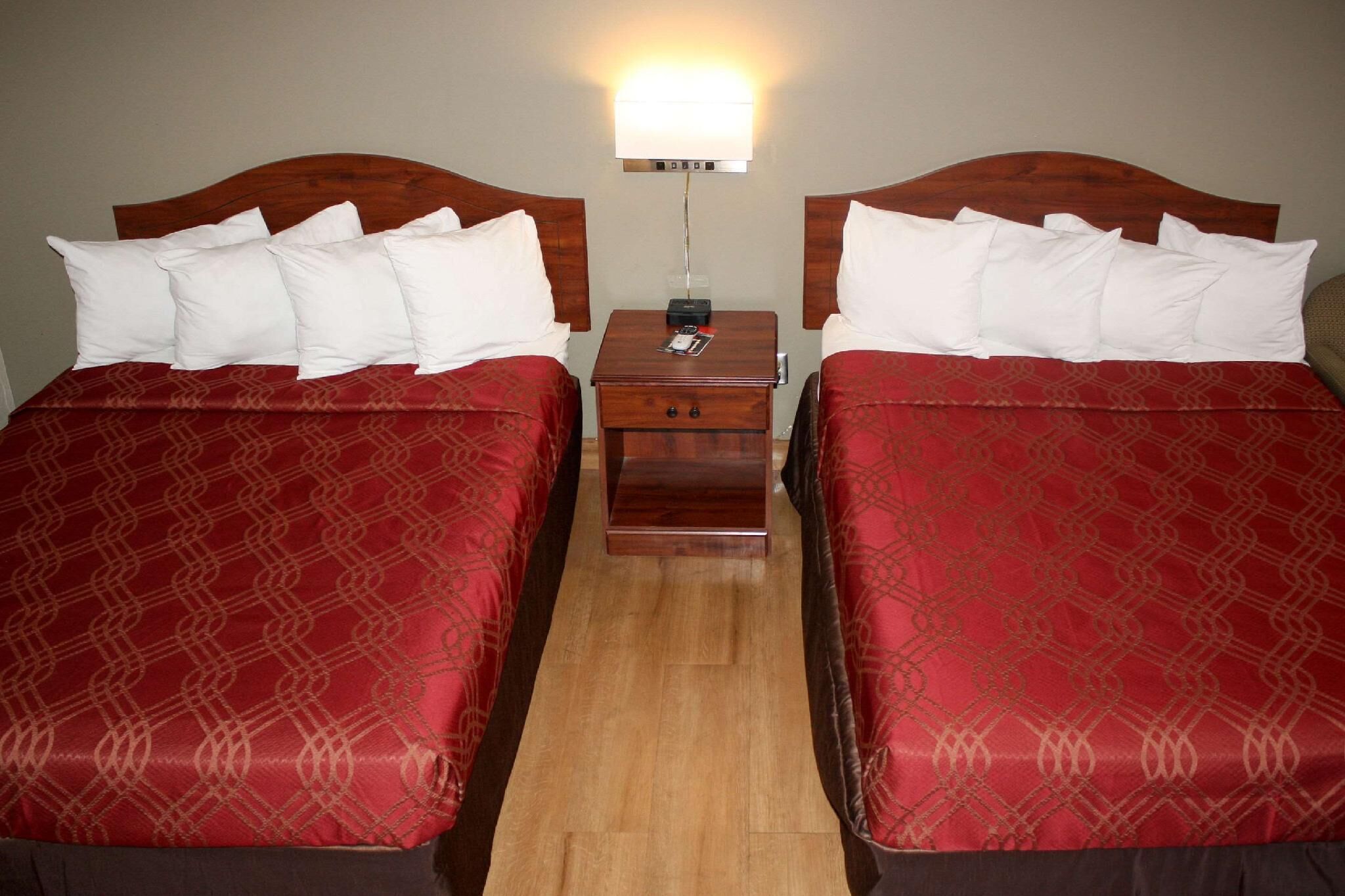 1 bedroom, down duvets, individually furnished, desk