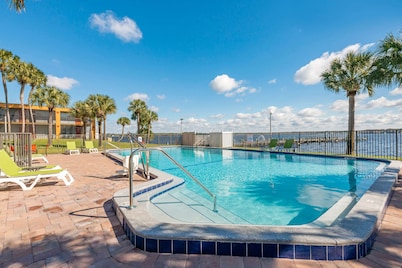Quality Inn & Suites Palatka Riverfront