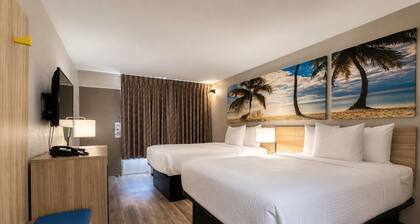Days Inn by Wyndham Fort Myers
