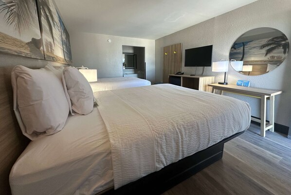 1 bedroom, in-room safe, desk, iron/ironing board