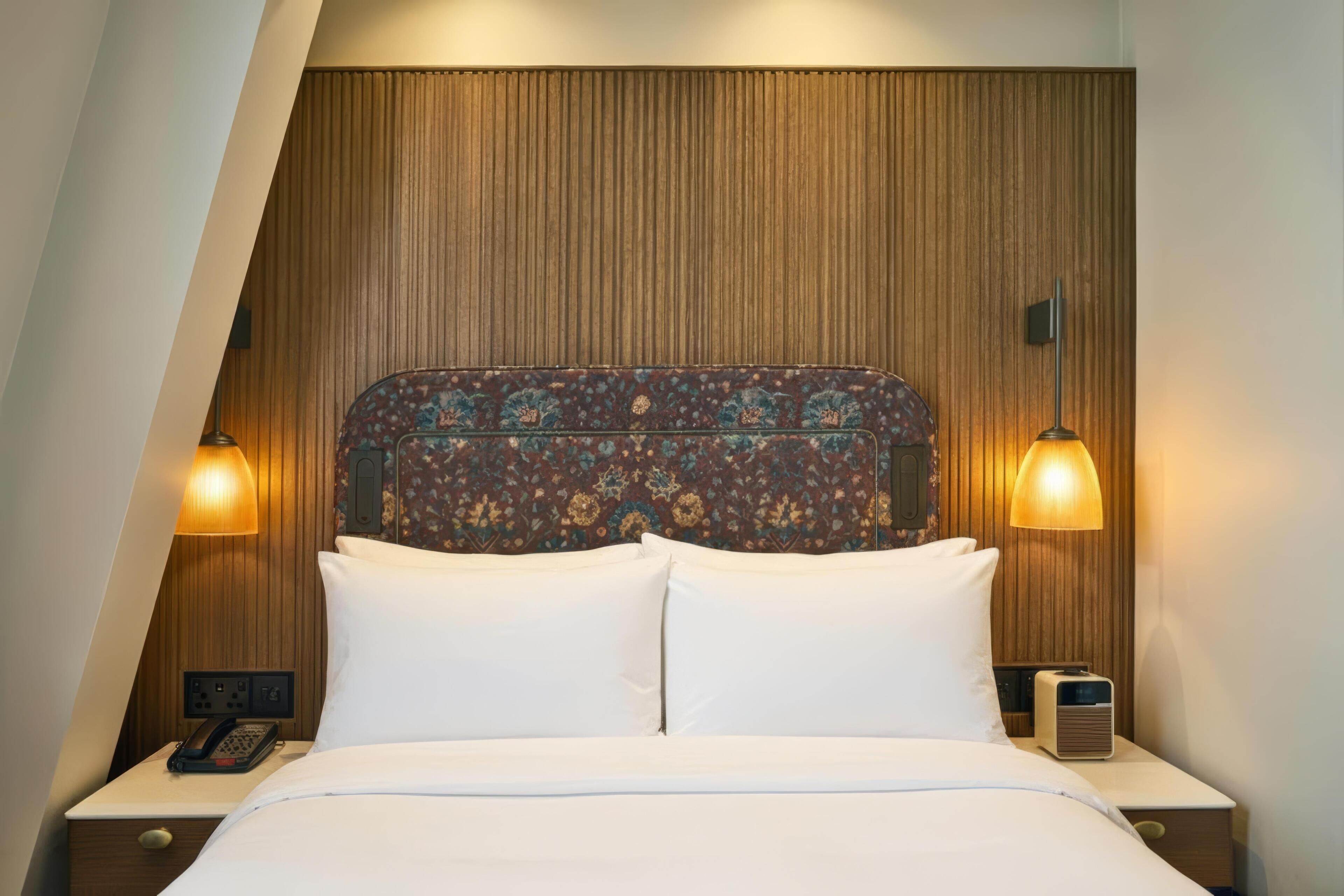 雙人房 (Cozy) | 埃及棉床單、高級寢具、房內夾萬、熨斗/熨衫板