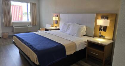 Americas Express Inn