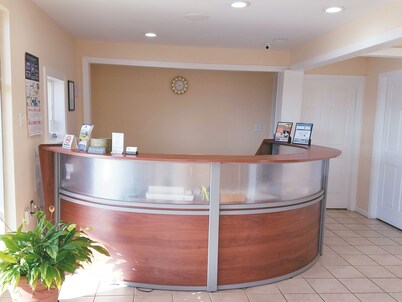 Americas Express Inn