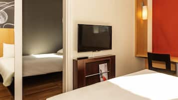 Ropa de cama de alta calidad, colchones con pillow-top y escritorio