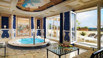 Sauna, steam room, Turkish bath, body treatments, aromatherapy