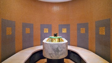 Sauna, steam room, Turkish bath/hammam, body treatments, aromatherapy