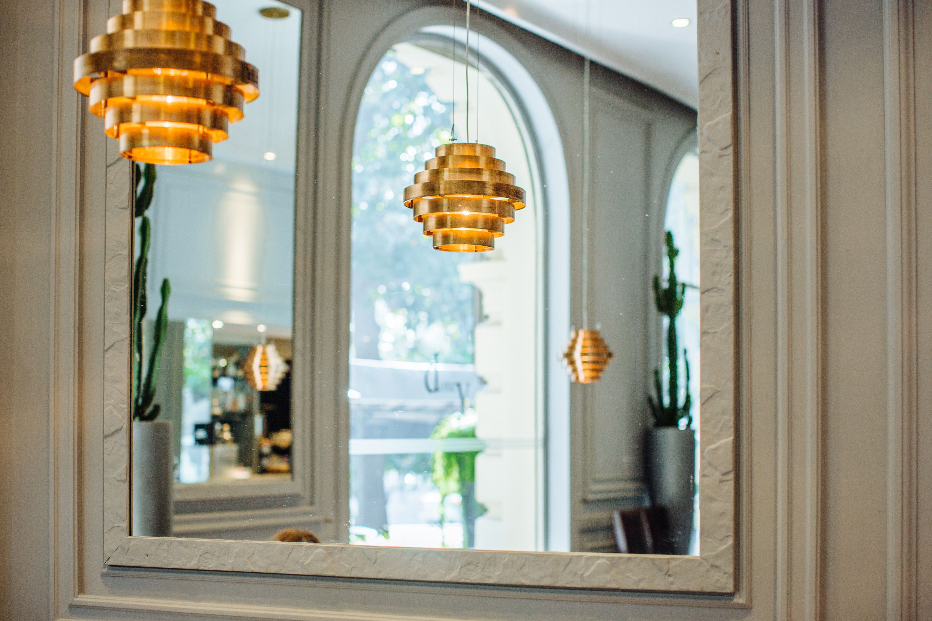 breakfast, lunch, dinner served; al fresco dining