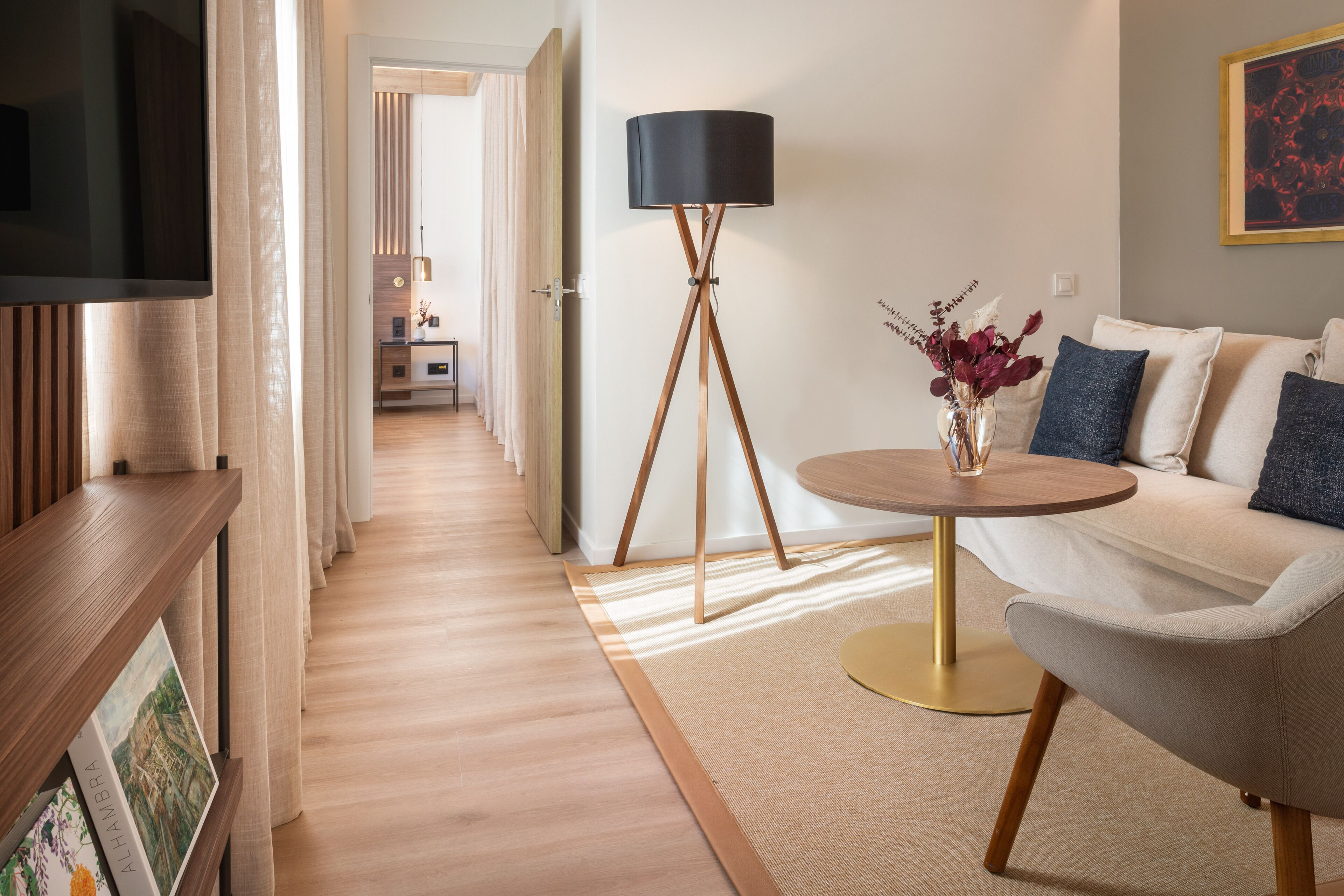 1 bedroom, premium bedding, minibar, in-room safe