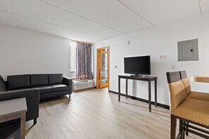 En 40-tommers Flatskjerm-TV med Parabol-TV samt TV