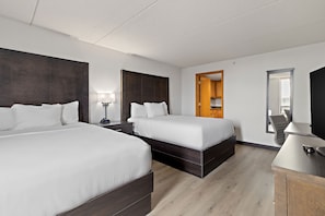 Suite, 1 Schlafzimmer, Nichtraucher | Hochwertige Bettwaren, Daunenbettdecken, Pillowtop-Betten, Schreibtisch