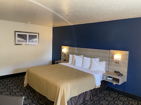 Iron/ironing board, cribs/infant beds, rollaway beds, free WiFi