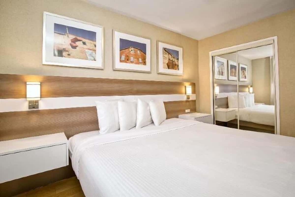 1 soveværelse, premium-sengetøj, mørklægningsgardiner