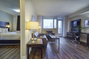 Deluxe One Bedroom Suite | 1 bedroom, premium bedding, blackout curtains, iron/ironing board