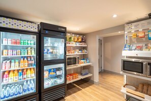 Snack-bar