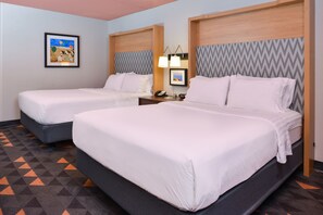 1 bedroom, in-room safe, desk, iron/ironing board