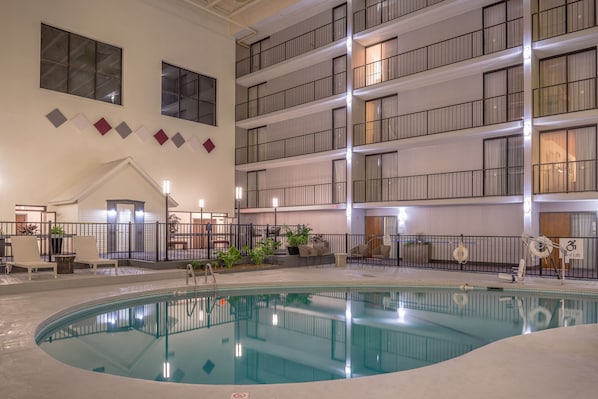 Indoor pool, pool loungers