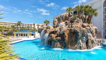 2 outdoor pools, pool loungers