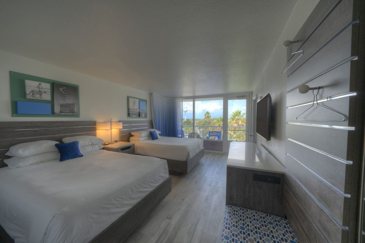 Biancheria da letto di alta qualità, materassi a doppio strato