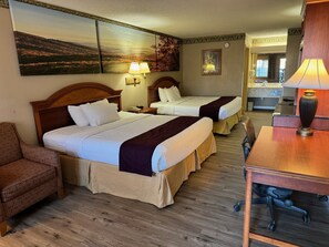 Bureau, fer et planche à repasser, lits pliants/supplémentaires