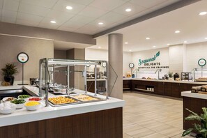 Esmorzar diari d'estil bufet gratuït 