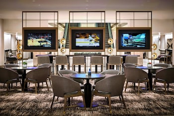 Hotel entrance and lobby at San Antonio Marriott Rivercenter on the River Walk