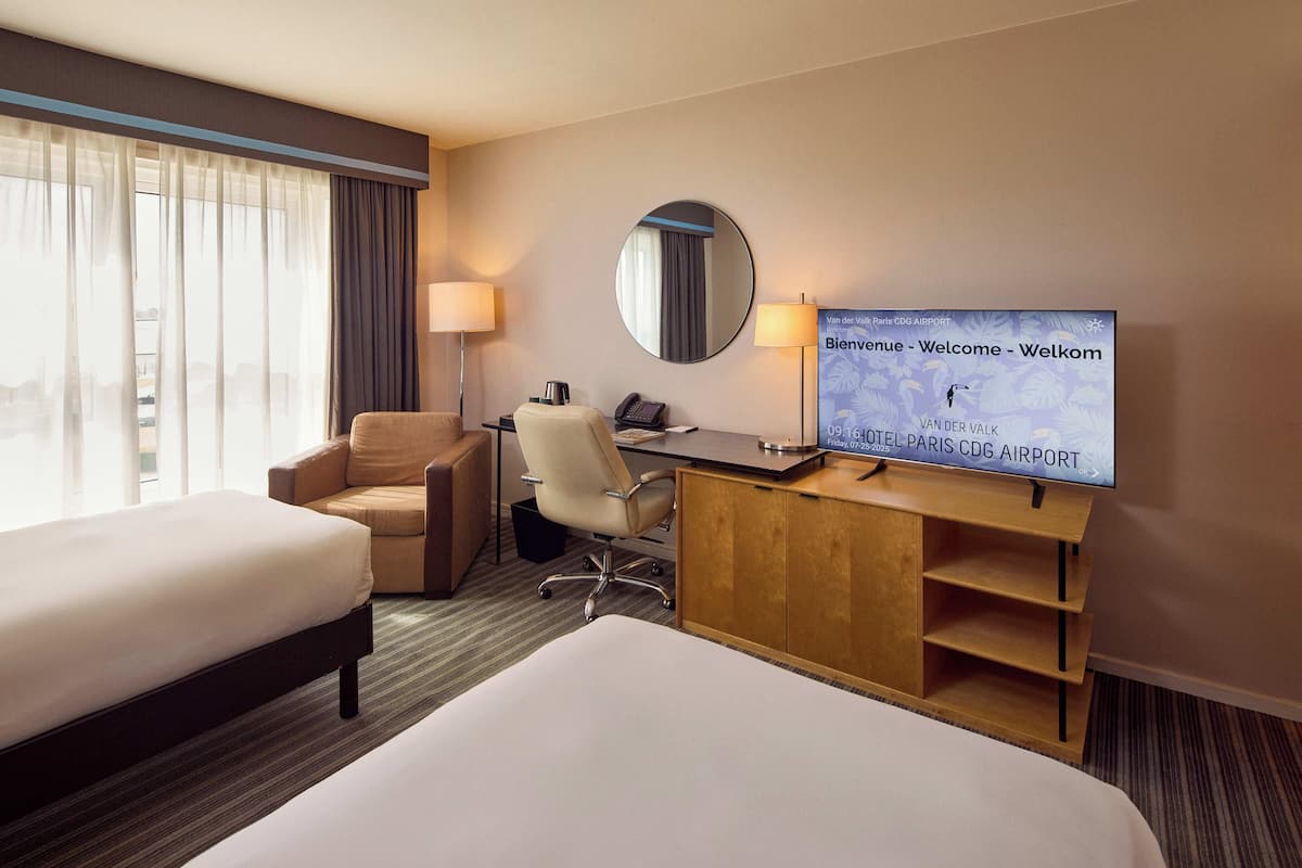 Literie de qualité supérieure, surmatelas, minibar