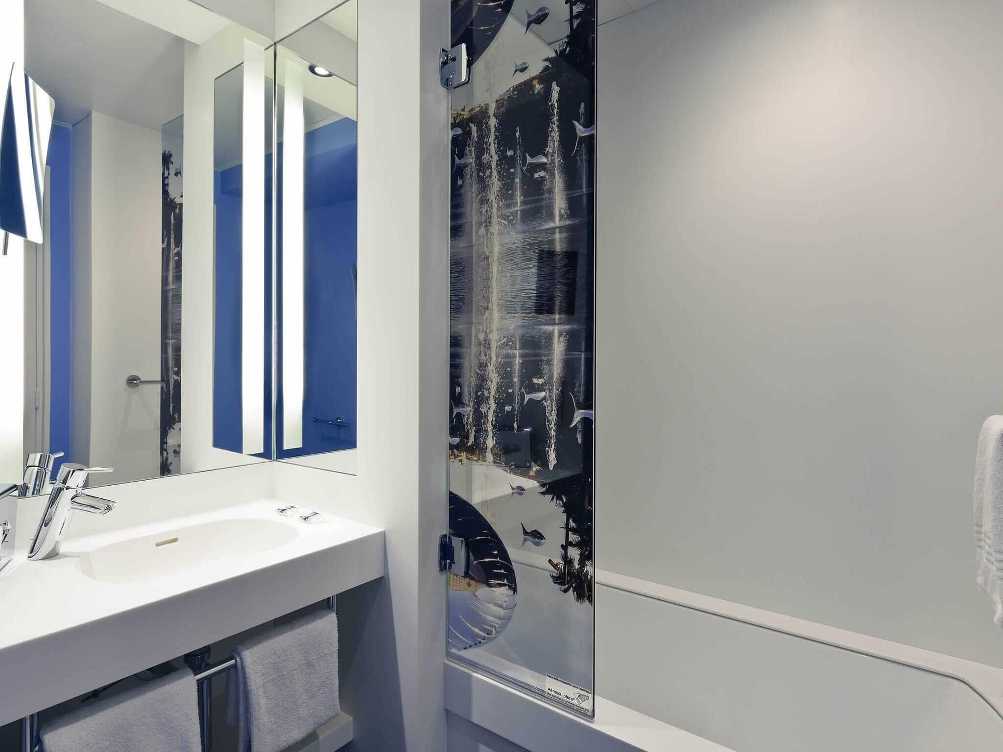 classic twin room, 2 single beds | premium bedding, in-room safe, desk, blackout curtains