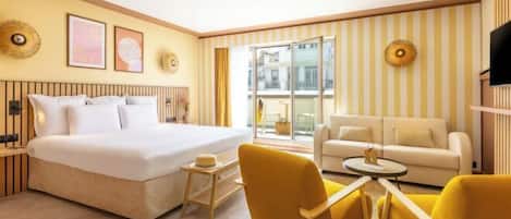 Premium bedding, in-room safe, desk, blackout drapes