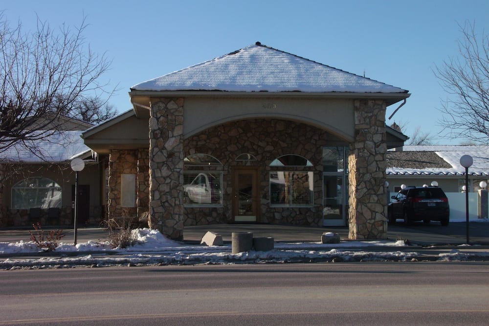 Econo Lodge Inn & Suites Vernal near Dinosaur Monument