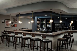 Bar (in der Unterkunft)