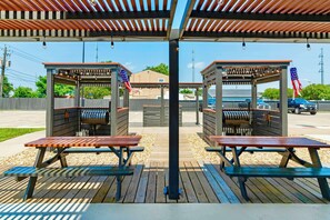 Aire de pique-nique/barbecue