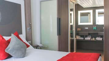 Premium bedding, minibar, in-room safe, desk