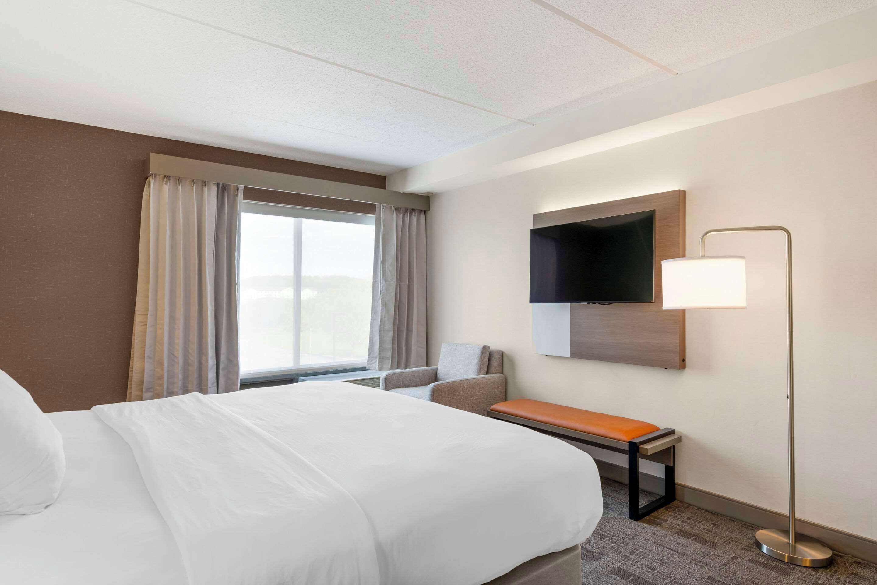 desk, iron/ironing board, free cots/infant beds, free wifi