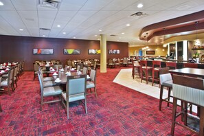 Restaurant - Holiday Inn Manitowoc by IHG (Manitowoc)